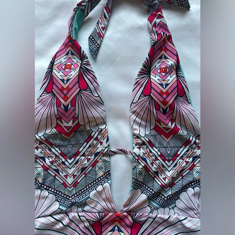 Cupshe chic halter